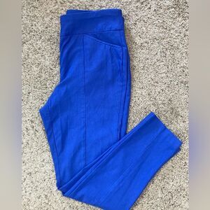 Chico's Fabulously Slimming High Waisted Periwinkle Pants, so chic (.5) run big💝